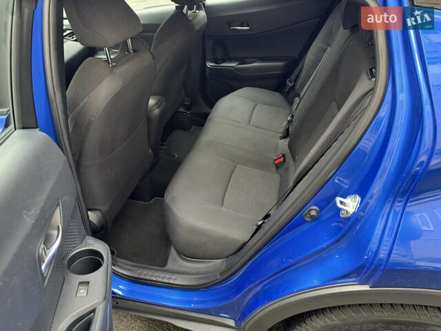 Синій Тойота C-HR, об'ємом двигуна 1.99 л та пробігом 108 тис. км за 18489 $, фото 19 на Automoto.ua