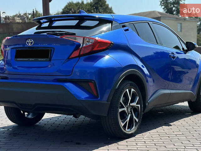 Синий Тойота C-HR, объемом двигателя 2 л и пробегом 41 тыс. км за 16700 $, фото 13 на Automoto.ua