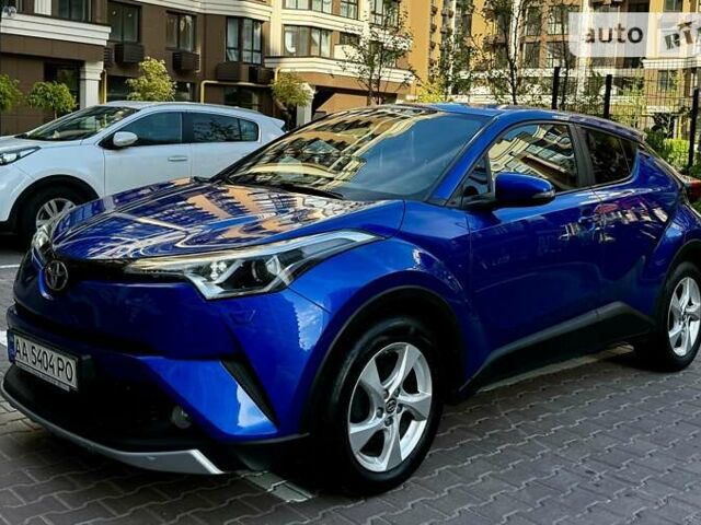 Синий Тойота C-HR, объемом двигателя 2 л и пробегом 148 тыс. км за 18600 $, фото 4 на Automoto.ua