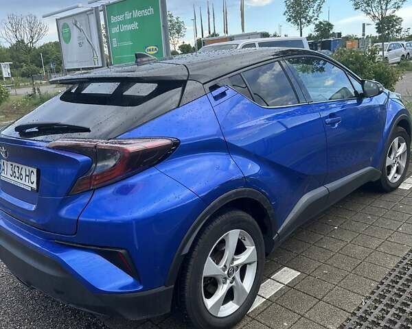 Синий Тойота C-HR, объемом двигателя 1.2 л и пробегом 133 тыс. км за 19565 $, фото 5 на Automoto.ua