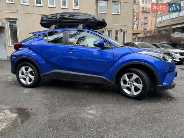 Синій Тойота C-HR, об'ємом двигуна 1.99 л та пробігом 108 тис. км за 18489 $, фото 4 на Automoto.ua