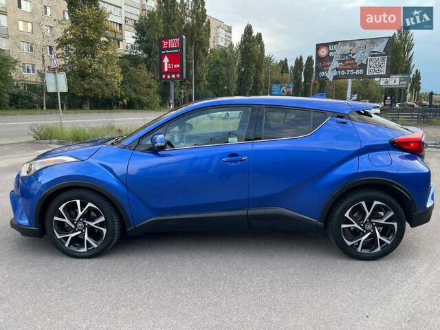 Синий Тойота C-HR, объемом двигателя 1.99 л и пробегом 126 тыс. км за 16999 $, фото 3 на Automoto.ua