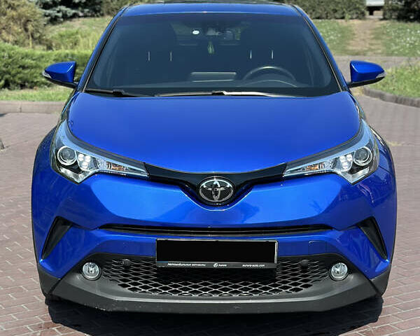 Синий Тойота C-HR, объемом двигателя 2 л и пробегом 41 тыс. км за 16700 $, фото 5 на Automoto.ua