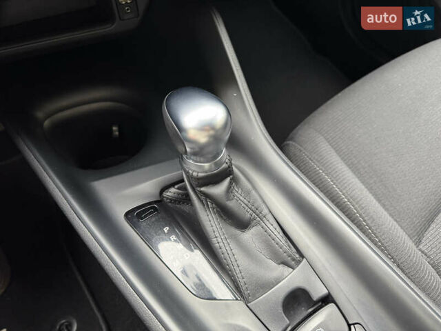 Синій Тойота C-HR, об'ємом двигуна 1.99 л та пробігом 108 тис. км за 18489 $, фото 28 на Automoto.ua