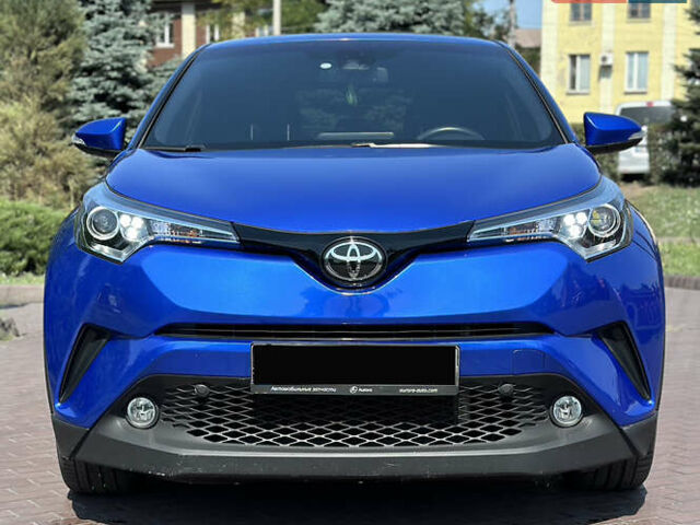 Синий Тойота C-HR, объемом двигателя 2 л и пробегом 41 тыс. км за 16700 $, фото 4 на Automoto.ua