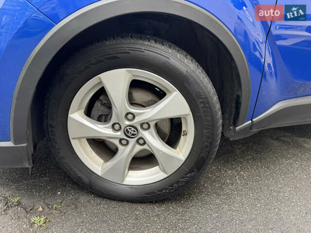 Синій Тойота C-HR, об'ємом двигуна 1.99 л та пробігом 108 тис. км за 18489 $, фото 12 на Automoto.ua