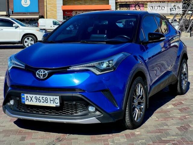 Синий Тойота C-HR, объемом двигателя 1.2 л и пробегом 80 тыс. км за 20800 $, фото 20 на Automoto.ua