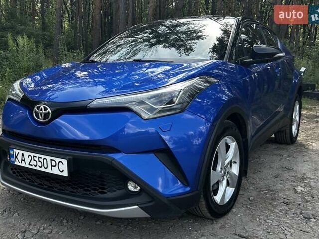 Синий Тойота C-HR, объемом двигателя 1.2 л и пробегом 99 тыс. км за 18500 $, фото 3 на Automoto.ua
