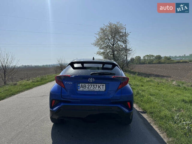 Синий Тойота C-HR, объемом двигателя 2 л и пробегом 69 тыс. км за 17900 $, фото 5 на Automoto.ua
