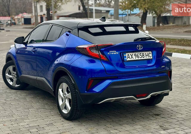 Синий Тойота C-HR, объемом двигателя 1.2 л и пробегом 105 тыс. км за 17500 $, фото 6 на Automoto.ua