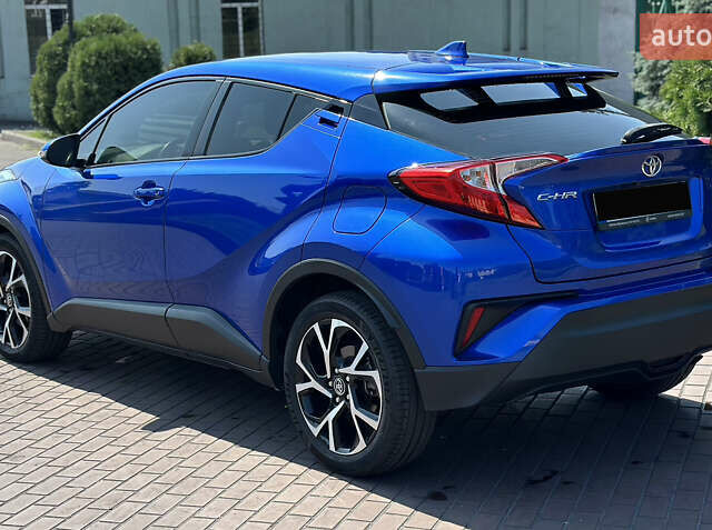 Синий Тойота C-HR, объемом двигателя 2 л и пробегом 41 тыс. км за 16700 $, фото 16 на Automoto.ua