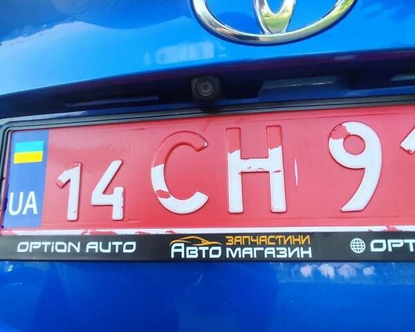 Синий Тойота C-HR, объемом двигателя 1.8 л и пробегом 150 тыс. км за 16600 $, фото 15 на Automoto.ua