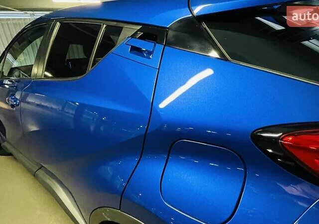 Синий Тойота C-HR, объемом двигателя 1.8 л и пробегом 79 тыс. км за 22600 $, фото 33 на Automoto.ua
