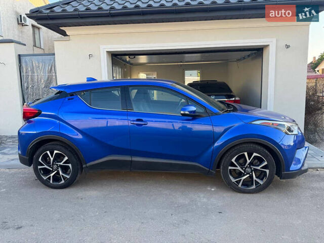 Синий Тойота C-HR, объемом двигателя 2 л и пробегом 113 тыс. км за 21300 $, фото 6 на Automoto.ua