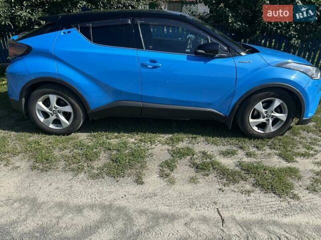 Синий Тойота C-HR, объемом двигателя 1.8 л и пробегом 250 тыс. км за 21000 $, фото 1 на Automoto.ua