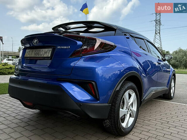 Синій Тойота C-HR, об'ємом двигуна 1.8 л та пробігом 69 тис. км за 24800 $, фото 7 на Automoto.ua