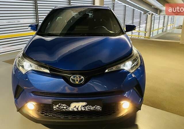 Синий Тойота C-HR, объемом двигателя 1.8 л и пробегом 79 тыс. км за 22600 $, фото 42 на Automoto.ua