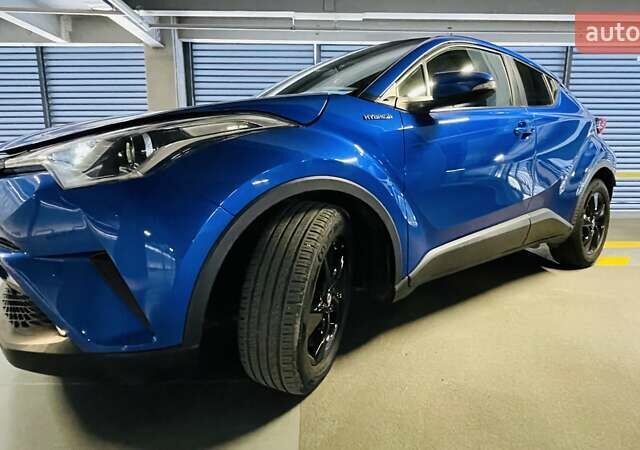 Синий Тойота C-HR, объемом двигателя 1.8 л и пробегом 79 тыс. км за 22600 $, фото 27 на Automoto.ua