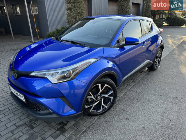 Синий Тойота C-HR, объемом двигателя 1.99 л и пробегом 32 тыс. км за 18900 $, фото 10 на Automoto.ua