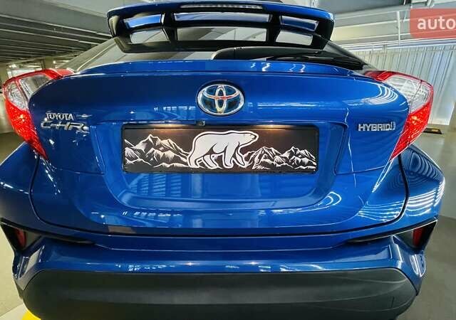 Синий Тойота C-HR, объемом двигателя 1.8 л и пробегом 79 тыс. км за 22600 $, фото 43 на Automoto.ua