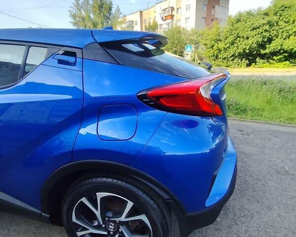 Синий Тойота C-HR, объемом двигателя 1.8 л и пробегом 150 тыс. км за 16600 $, фото 14 на Automoto.ua