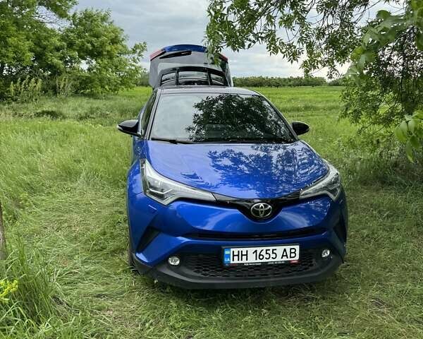 Синий Тойота C-HR, объемом двигателя 1.2 л и пробегом 125 тыс. км за 17500 $, фото 4 на Automoto.ua