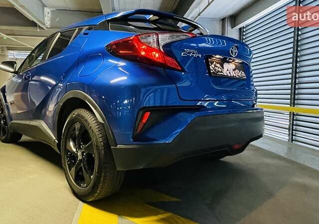 Синий Тойота C-HR, объемом двигателя 1.8 л и пробегом 79 тыс. км за 22900 $, фото 18 на Automoto.ua