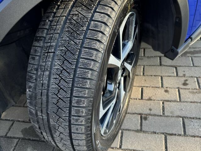 Синий Тойота C-HR, объемом двигателя 2 л и пробегом 32 тыс. км за 18300 $, фото 4 на Automoto.ua