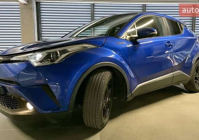 Синий Тойота C-HR, объемом двигателя 1.8 л и пробегом 79 тыс. км за 22900 $, фото 14 на Automoto.ua
