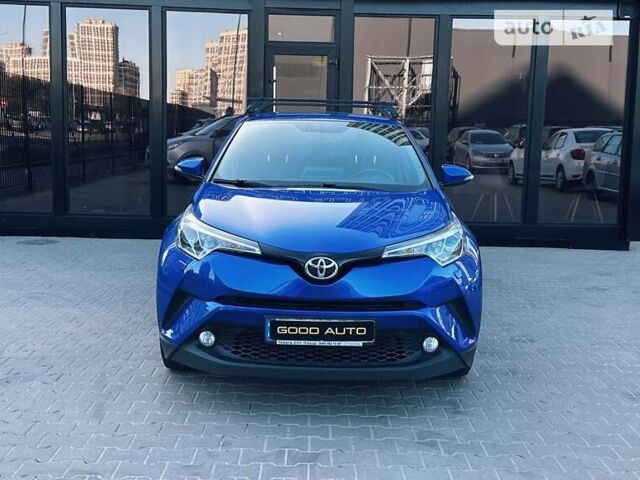 Синий Тойота C-HR, объемом двигателя 1.2 л и пробегом 67 тыс. км за 19950 $, фото 1 на Automoto.ua