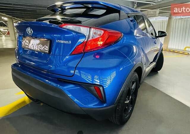 Синий Тойота C-HR, объемом двигателя 1.8 л и пробегом 79 тыс. км за 22600 $, фото 26 на Automoto.ua