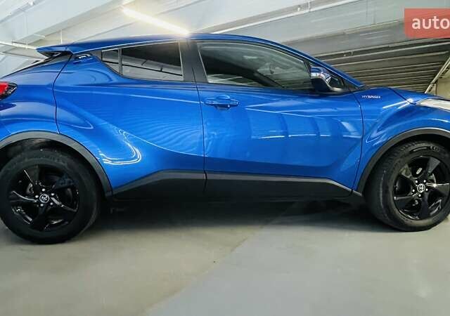 Синий Тойота C-HR, объемом двигателя 1.8 л и пробегом 79 тыс. км за 22600 $, фото 21 на Automoto.ua