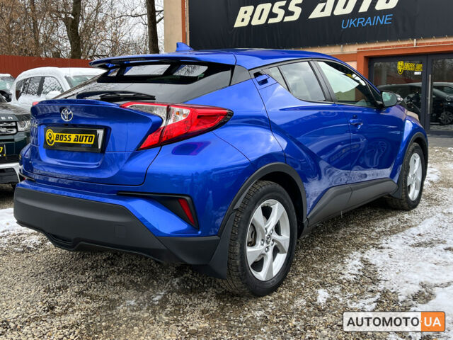 Тойота C-HR 2018 в Коломые на Automoto.ua Синий Тойота C-HR, объемом двигателя 2 л и пробегом 52 тыс. км за 18300 $, фото 5 на Automoto.ua