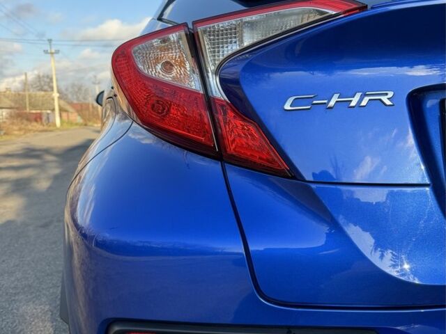 Синий Тойота C-HR, объемом двигателя 2 л и пробегом 32 тыс. км за 18300 $, фото 21 на Automoto.ua