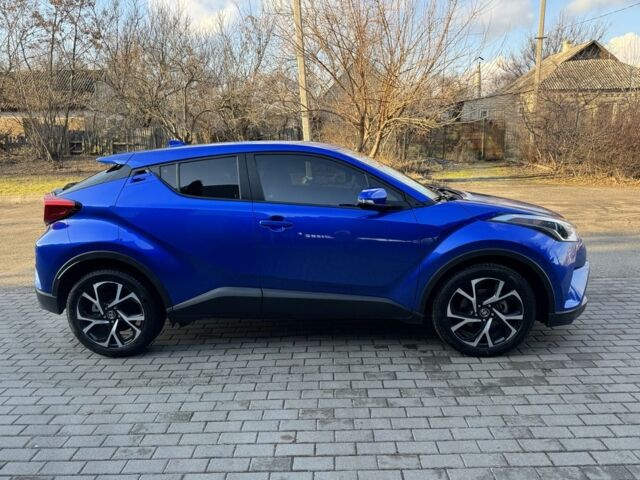Синий Тойота C-HR, объемом двигателя 2 л и пробегом 32 тыс. км за 18300 $, фото 22 на Automoto.ua