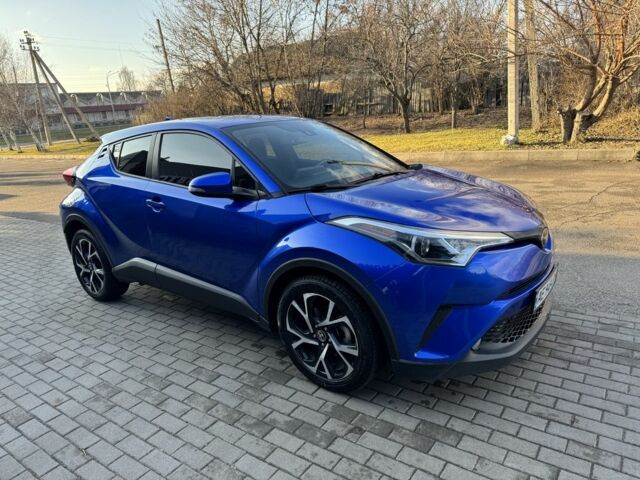 Синий Тойота C-HR, объемом двигателя 2 л и пробегом 32 тыс. км за 18300 $, фото 10 на Automoto.ua