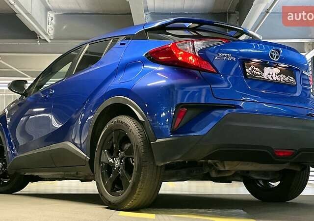 Синий Тойота C-HR, объемом двигателя 1.8 л и пробегом 79 тыс. км за 22600 $, фото 12 на Automoto.ua