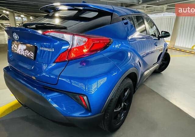 Синий Тойота C-HR, объемом двигателя 1.8 л и пробегом 79 тыс. км за 22600 $, фото 35 на Automoto.ua