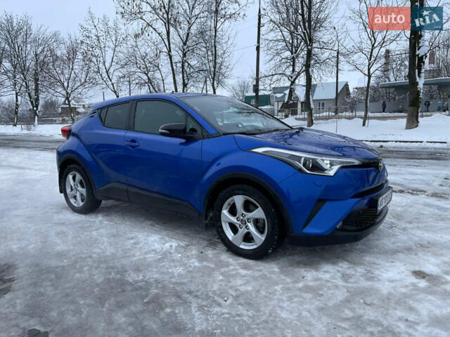 Тойота C-HR 2018 у Коломые на Automoto.ua Синій Тойота C-HR, об'ємом двигуна 1.99 л та пробігом 56 тис. км за 16300 $, фото 12 на Automoto.ua