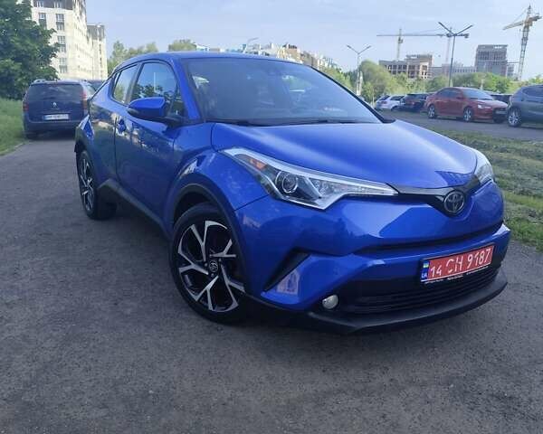 Синий Тойота C-HR, объемом двигателя 1.8 л и пробегом 150 тыс. км за 16600 $, фото 1 на Automoto.ua