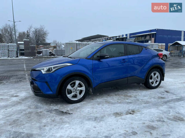 Тойота C-HR 2018 у Коломые на Automoto.ua Синій Тойота C-HR, об'ємом двигуна 1.99 л та пробігом 56 тис. км за 16300 $, фото 14 на Automoto.ua