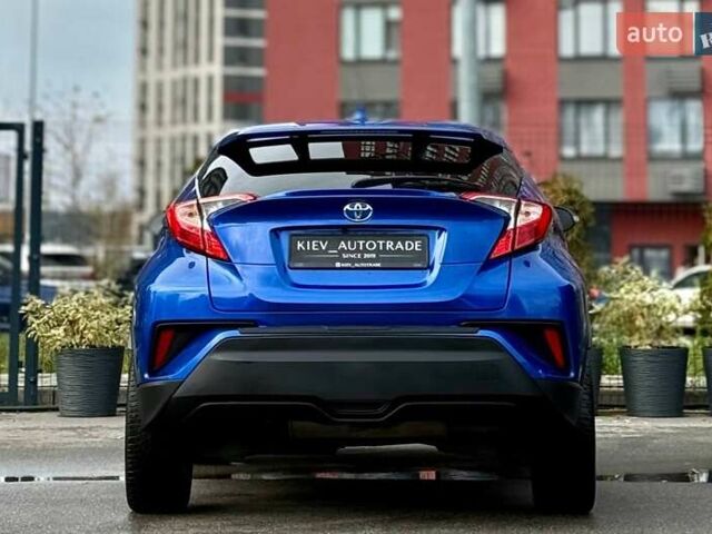 Синий Тойота C-HR, объемом двигателя 2 л и пробегом 107 тыс. км за 18500 $, фото 13 на Automoto.ua