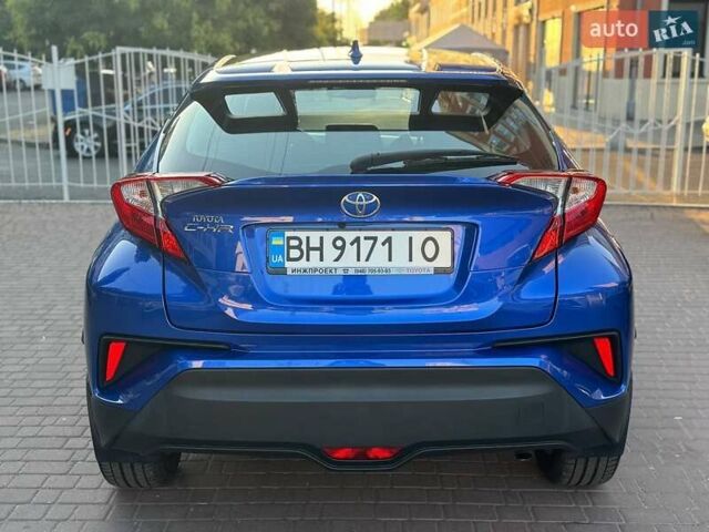 Синий Тойота C-HR, объемом двигателя 1.2 л и пробегом 60 тыс. км за 20200 $, фото 13 на Automoto.ua