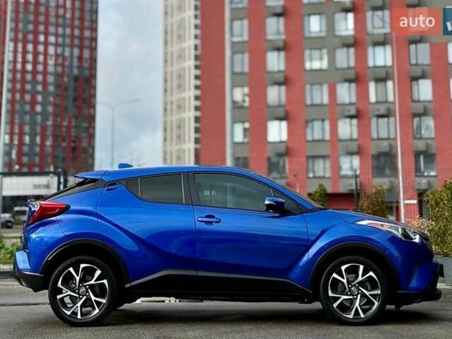 Синий Тойота C-HR, объемом двигателя 2 л и пробегом 107 тыс. км за 18500 $, фото 8 на Automoto.ua