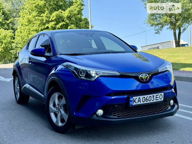 Синій Тойота C-HR, об'ємом двигуна 1.2 л та пробігом 43 тис. км за 18999 $, фото 5 на Automoto.ua