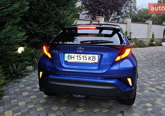 Тойота C-HR 2019 у Одесі на Automoto.ua Синій Тойота C-HR, об'ємом двигуна 1.2 л та пробігом 11 тис. км за 32500 $, фото 4 на Automoto.ua