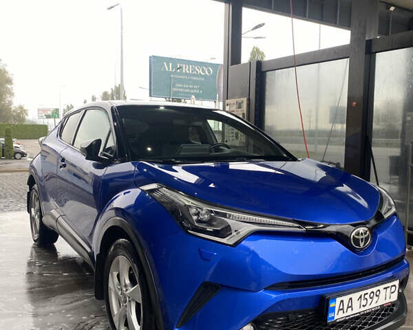Синий Тойота C-HR, объемом двигателя 1.2 л и пробегом 106 тыс. км за 24000 $, фото 4 на Automoto.ua