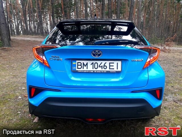 Синий Тойота C-HR, объемом двигателя 1.8 л и пробегом 86 тыс. км за 25000 $, фото 3 на Automoto.ua