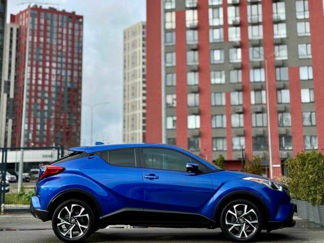 Синий Тойота C-HR, объемом двигателя 2 л и пробегом 107 тыс. км за 18500 $, фото 7 на Automoto.ua