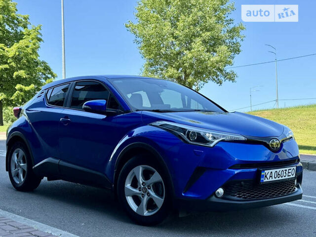 Синій Тойота C-HR, об'ємом двигуна 1.2 л та пробігом 43 тис. км за 18999 $, фото 4 на Automoto.ua